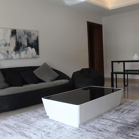 Stunning 2 Bdr Apt With Garden In Cairo Festival City 아파트 외부 사진